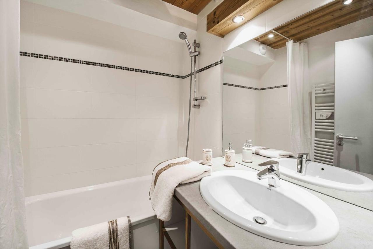 Skimania Grand Bois Apartment Courchevel